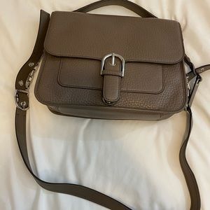 Micheal Kors Messenger Bag
